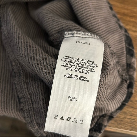 💕 Columbia Plaid Button-Up Shirt S - Picture 6 of 10